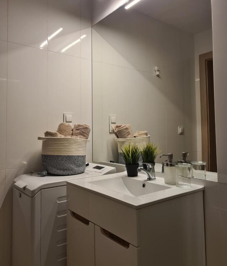 Mostowa 23 Hugo Apartment, Self Check-In 24H, Free Parking, Air-Conditioning Πόζναν Εξωτερικό φωτογραφία